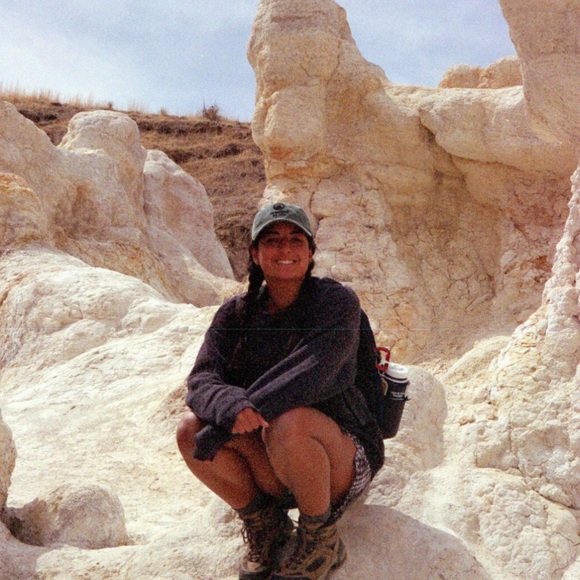 Meet your Posher, Paige - Picture 1 of 1